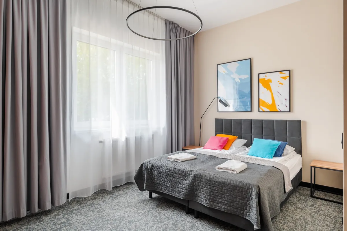 IND.U Apartamenty - Funkcjonalna kuchnia