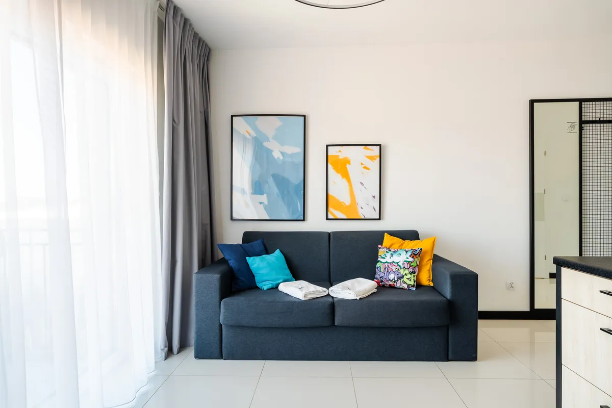 IND.U Apartamenty - Nowoczesny pokój